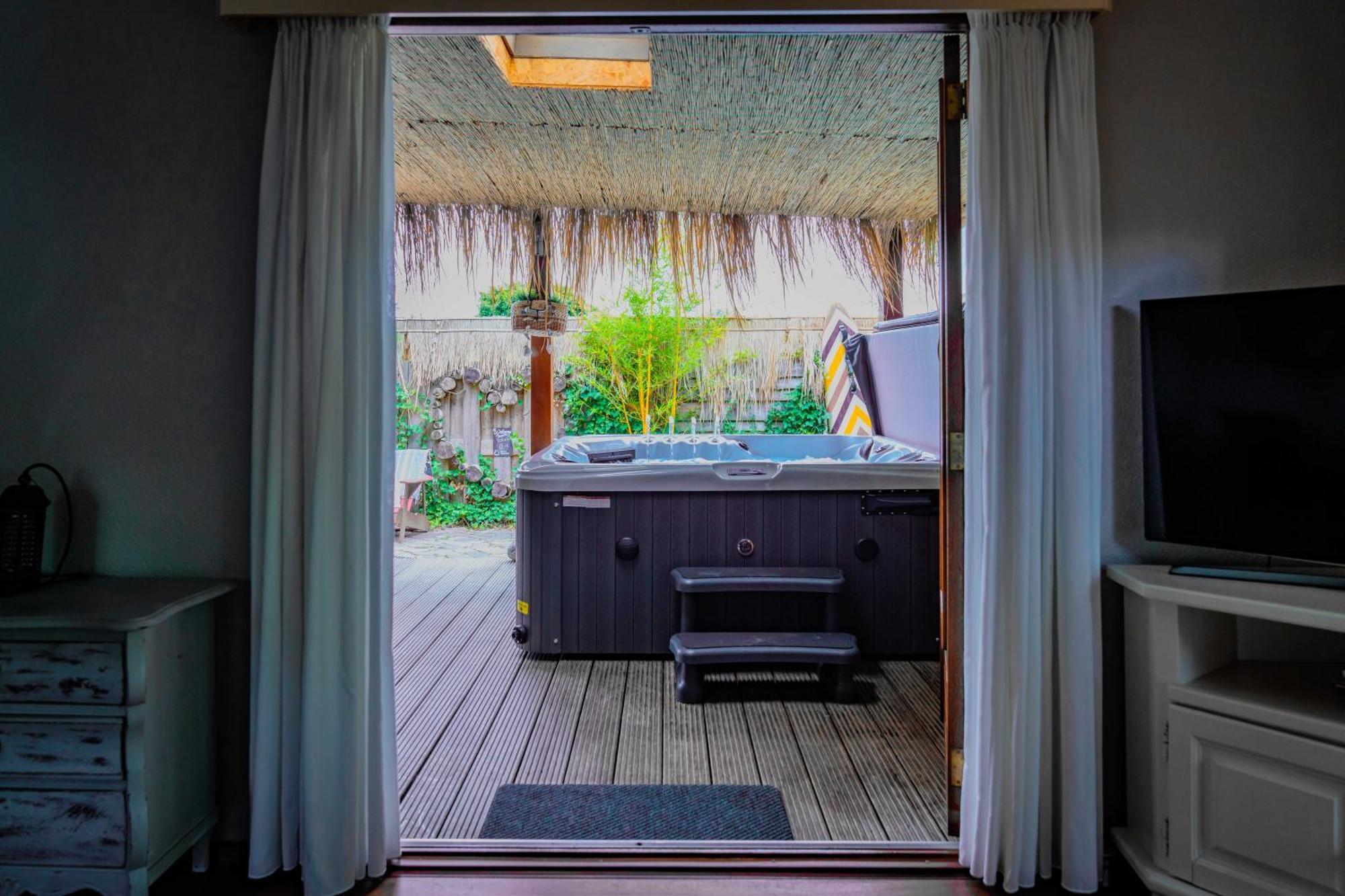 Drents Genieten - Kraaiheide Met Prive Jacuzzi Erm ภายนอก รูปภาพ